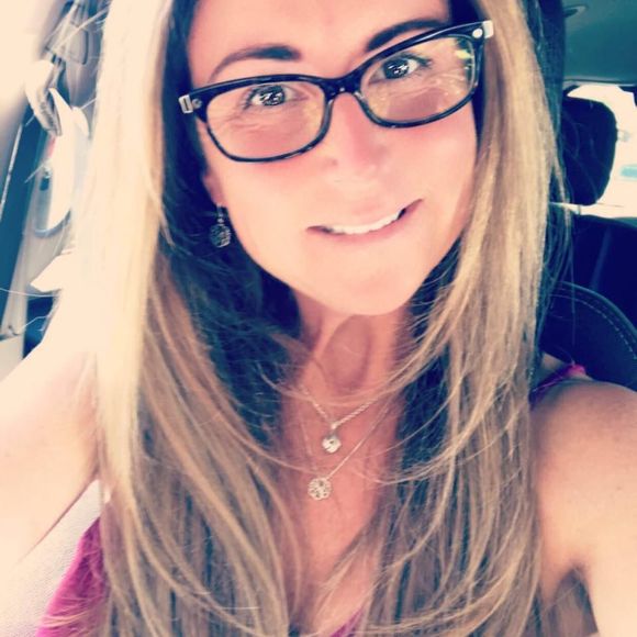 Meet your Posher, Shelby - Picture 1 of 1